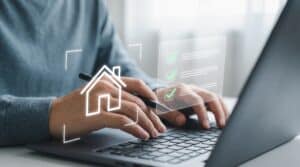 Assurance habitation et job étudiant à domicile : télétravail, auto-entreprise, quelles garanties ?